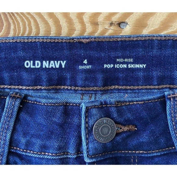 NWT Old Navy Mid Rise Pop Icon Skinny Jeans Size 4 Short Women’s Blue - Picture 3 of 9